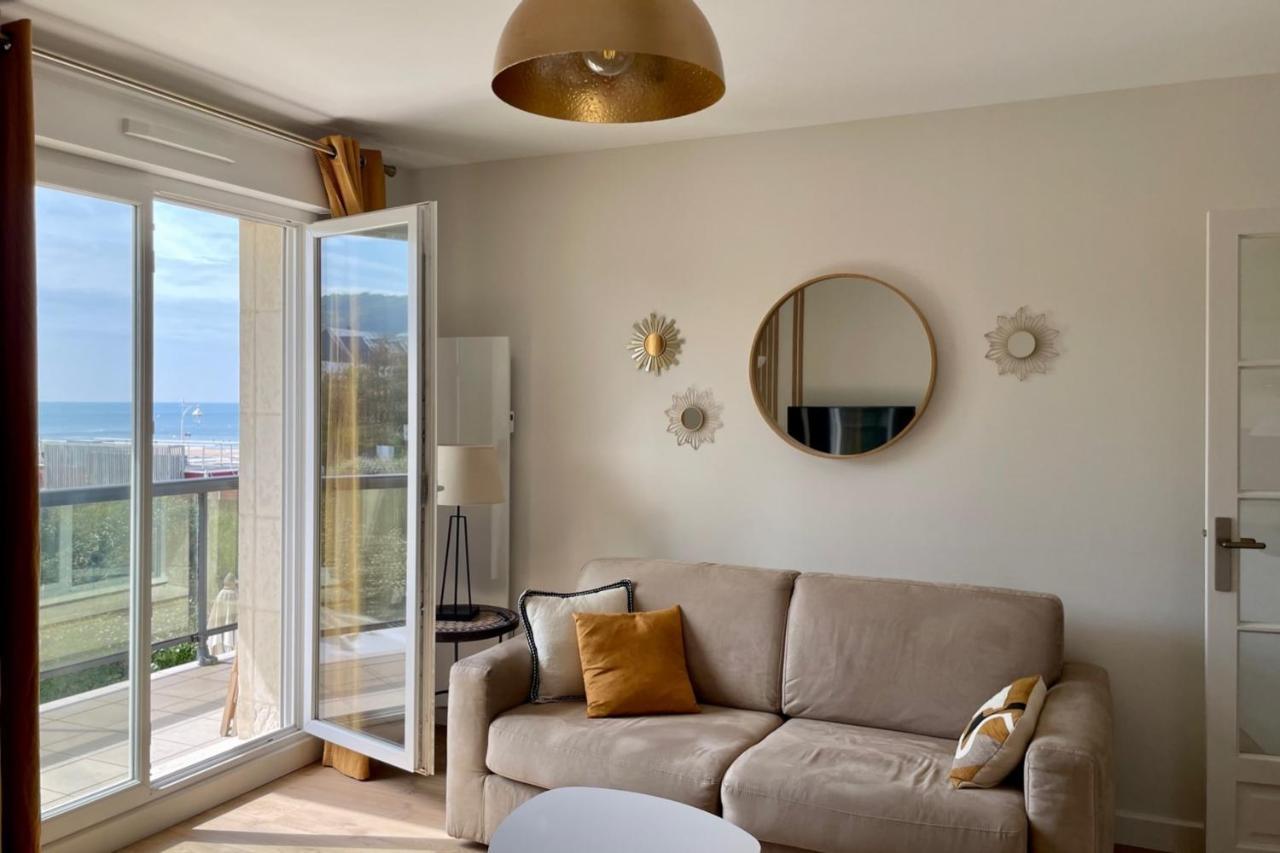 The Ammonite Sea View With Large Balcony Lejlighed Bénerville-sur-Mer Eksteriør billede
